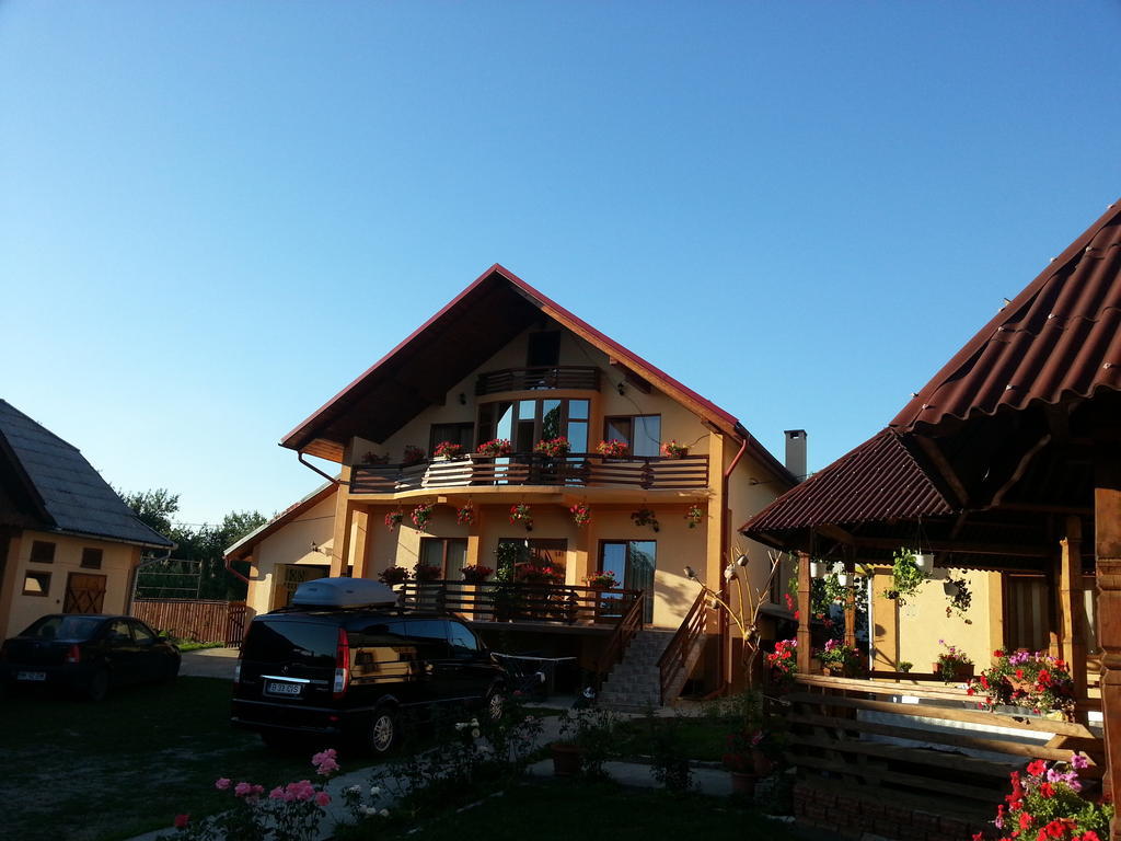 Pensiunea Maramures Ocna Şugatag Exterior foto